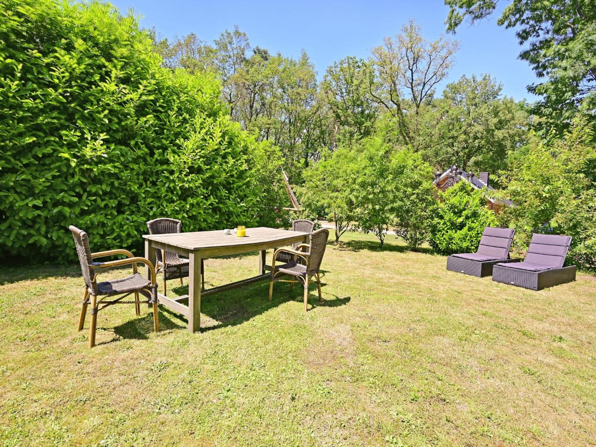 Chalet With Gorgeous View Of The Natural Surroundings Weerselo Buitenkant foto